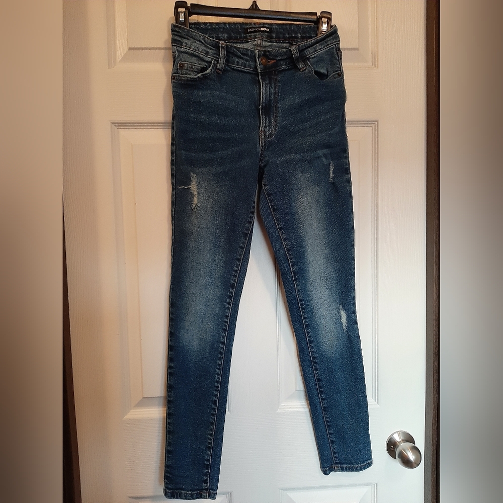 Fashion Nova size 3